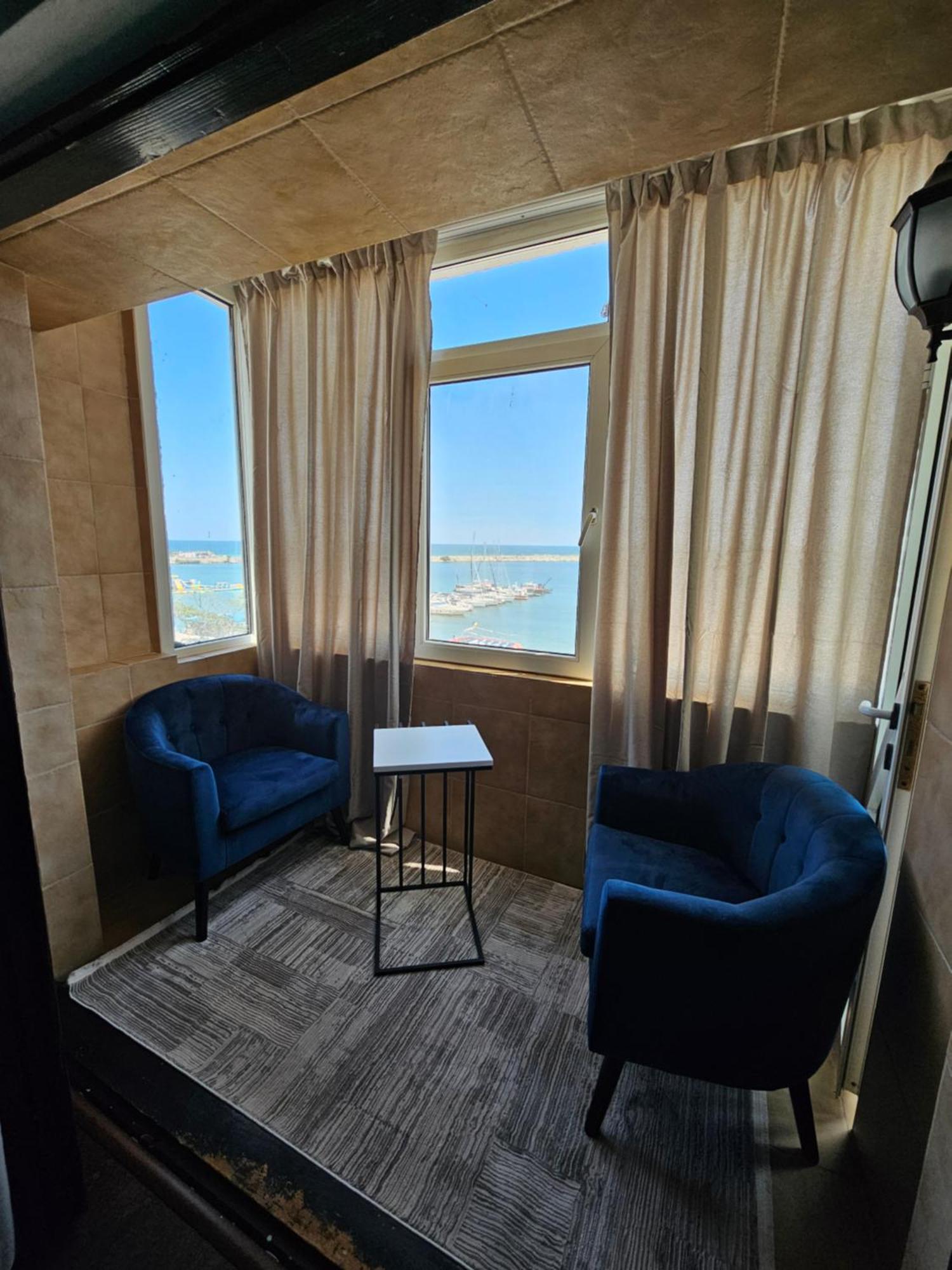 Blue Marina Sea View Apartment Mangalia Luaran gambar